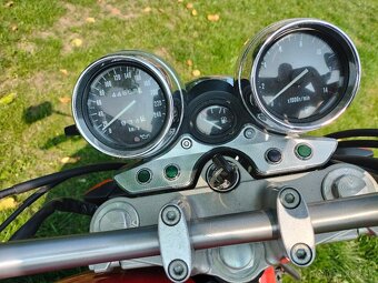 Suzuki GSX 750 AE Inazuma - 2