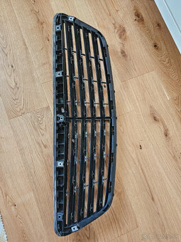 >>>>MERCEDES S -klasse w221 gril - maska - predna - 05-09 - 2