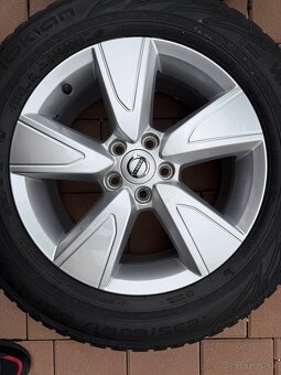 disky Volvo XC40 R17 + zimne pneu Nokian - 2