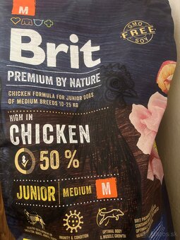 Granule BRIT chicken junior - 2