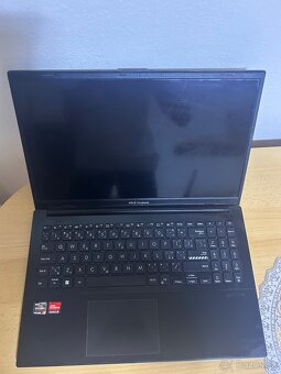 Asus Vivobook - 2