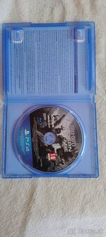 Predám 3 ps4 hry+VR headset - 2