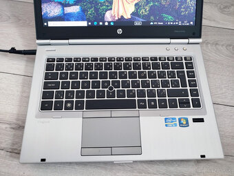 notebook HP 8460p - Core i5, 8GB, Radeon HD6470, SSD, Win 10 - 2