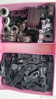 Prechodky a úchytky na káble - 2