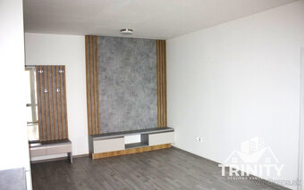 Prenájom 3-izbového bytu s balkónom na Andovskej ulici v mes - 2