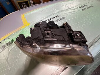 Audi A6 C5 predne svetlo xenon facelift - 2