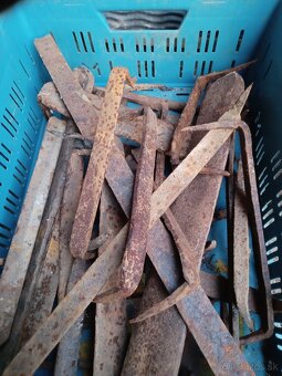 Kované klince klamre - 2