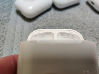 Prredám slúchadlá Apple Airpods na náhradné diely. - 2