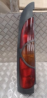 ZADNÉ SVETLO - RENAULT KANGOO - 2