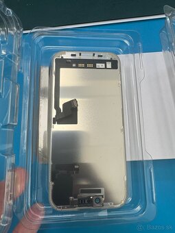 iPhone 16 Pro (Service Pack) displej - 2