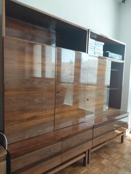 Predám skrine 9ks - 2