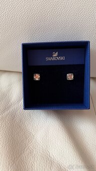 Swsrovski nausnice - 2