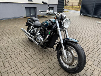 Suzuki VZ 800 Marauder - 2