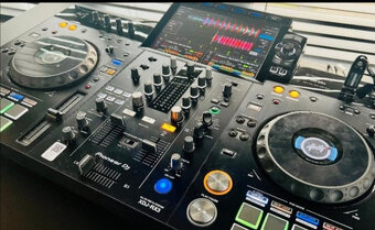 Pioneer DJ XDJ-RX3 - 2
