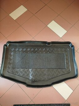 Vaňa do kufra plastová, čierna, pre Suzuki Swift (2005-2010) - 2
