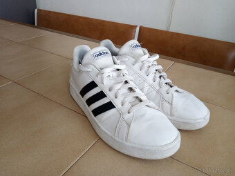 Panske vodeodolne botasky ADIDAS. - 2