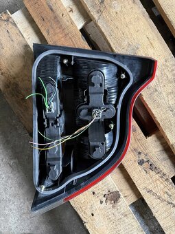 Zadne svetlo volvo s60 lave - 2