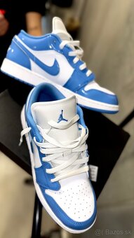 AIR Jordan 1 Low SE UNC Patent (GS) – modro-biele (EU 40) - 2