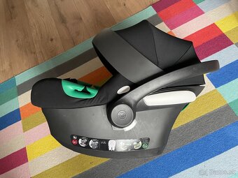 Cybex i-Size Atom B2 s isofixom 0-13kg + základňa Base One. - 2