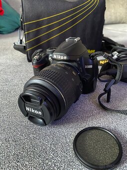 NIKON D3000 - 2
