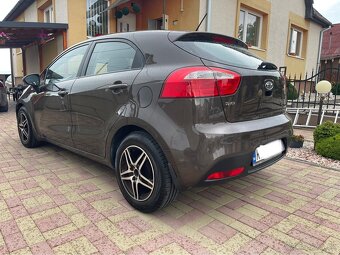 Kia Rio 1.2 CVVT benzín 95.000km - 2