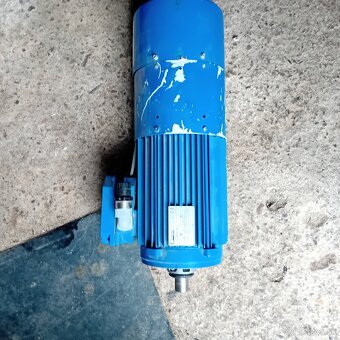 Elektromotor Cantoni 1400 ot, 230V - 2