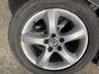 Škoda Alu-disky s pneu 205/50R15 letné - 2