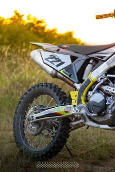 Suzuki RMZ 250 2023 - 2