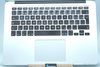 ZÁRUKA/Macbook Air13.3"/I5 1.8HZ/8GB RAM/128GB SSD/CZ - 2