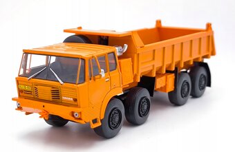 Tatra 813 S1 8x8 OSEMKOLA 1:43 - 2
