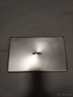 ASUS Zenbook 13 UX333FA - 2