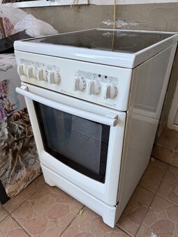 Elektronický sporák Electrolux (trieda A) - 2