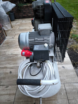 kompresor Schneider K660-90D  3 fázový motor - 2