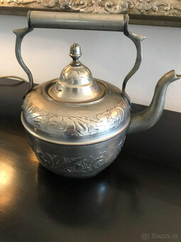 dekoracia- kovova kanvica - cajnik - 2