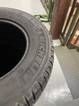 Gumi 235/65r16c - 2
