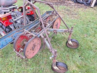 Predám prevracač sena - 2