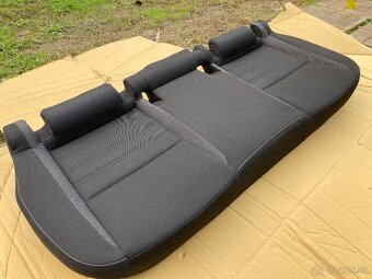 Zadná sedačka na Octavia 3 - 2