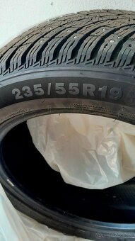 Predám zimné pneu s hrotmi 4ks bez diskov - 2