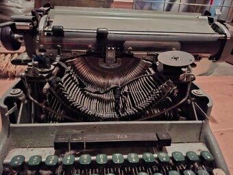 Pisaci stroj Nalezovy stav - 2