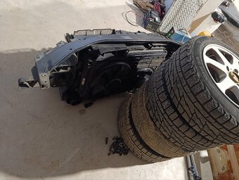 Chladicova stena vw Passat B6 - 2