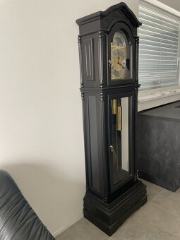 Podlahové hodiny Hermle - 2