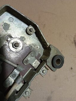 Regulátor napätia uaz, Volga, GAZ 69 - 2