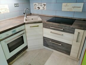 Predám kuchynskú linku +komplet spotrebiče, obsah v popise - 2