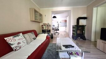 Pekný zrekonštruovaný 2 izbový byt s balkónom, dvoma... - 2