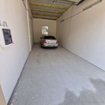 Veľká garáž 80m² - 2