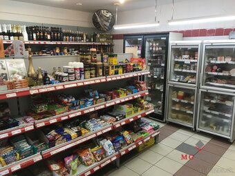 Na predaj predajňa v Partizánskom – sídlisko Šípok - 2