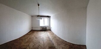 CENTRUM MESTA - 3 izbový byt 79 m2 IHNE´D voľný - 2