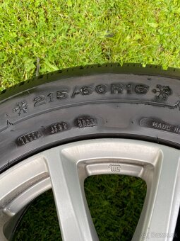 Zimné pneumatiky DUNLOP 215/60 R16 na hliníkových dis - 2