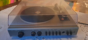 Gramofón TESLA NZC 300 - 2