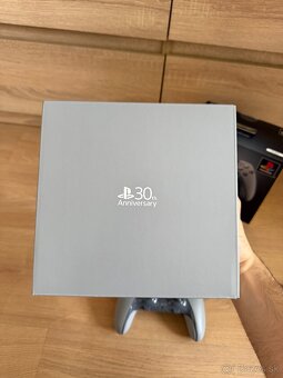 PS5 DualSense Edge 30th Anniversary Limited Edition - 2